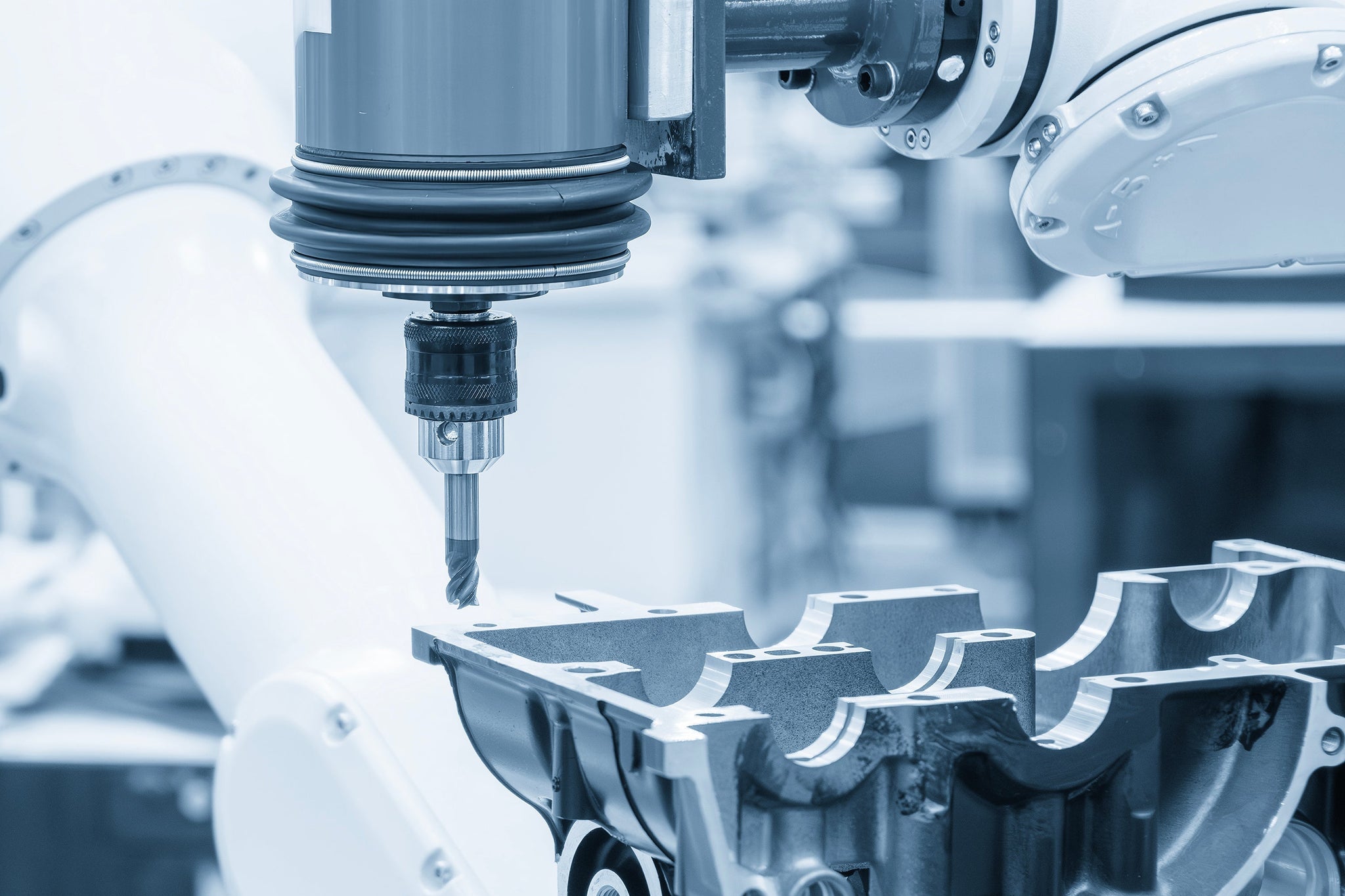 Fraises 2 et 3 dents – Comment choisir l’outil idéal pour vos usinages de précision ?