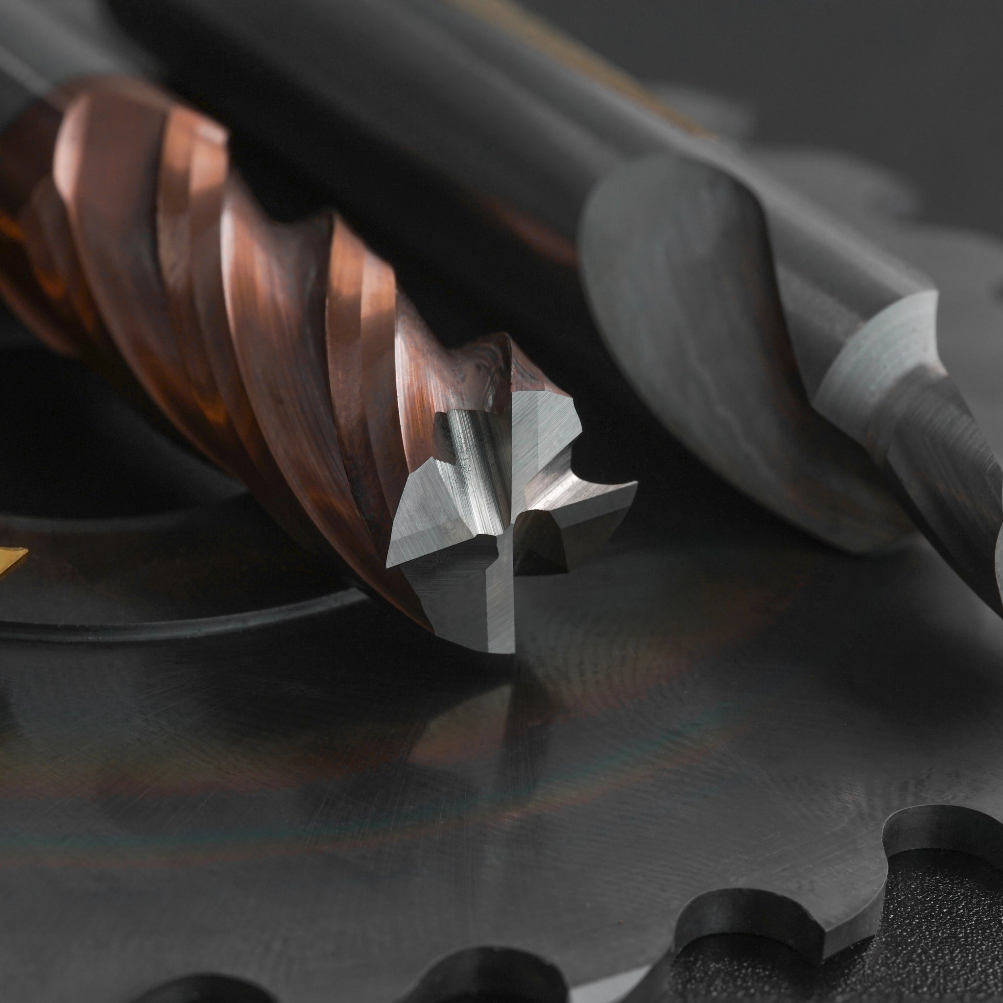 L’aluminium et ses défis en usinage – Pourquoi vos fraises doivent être adaptées ?