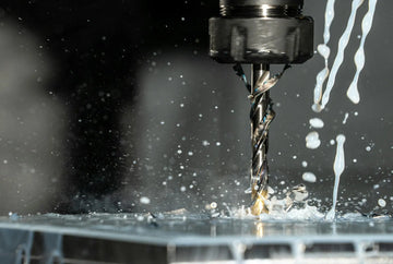 Finition de surface : Guide expert pour obtenir un Ra bas en aluminium et inox
